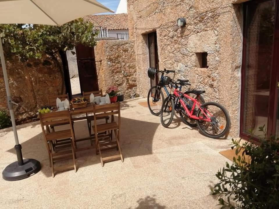 Casas Do Torreao 3 Casas De Alojamento Local Alfaiates Экстерьер фото