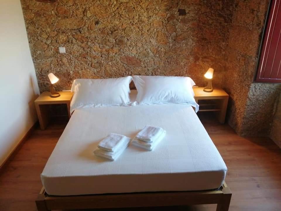 Casas Do Torreao 3 Casas De Alojamento Local Alfaiates Экстерьер фото